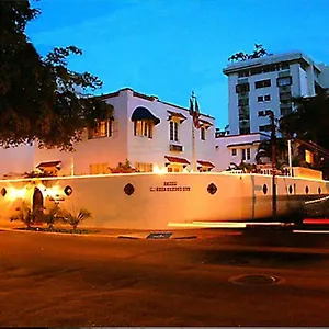 3* Hotel At Wind Chimes Boutique